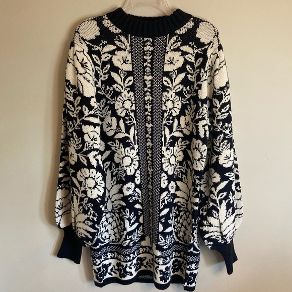 NEW FARM Rio Black Pineapple Garden Mini Sweater Dress Tunic Floral Knit Size S - Picture 8 of 16